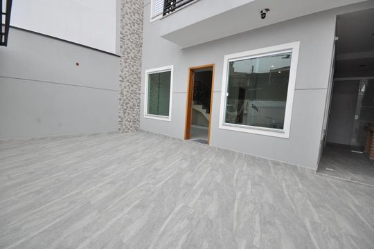 Garagem de casa à venda com 3 quartos, 86m² em Vila Constança, São Paulo