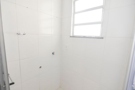Banheiro de apartamento para alugar com 1 quarto, 42m² em Engenho Novo, Rio de Janeiro