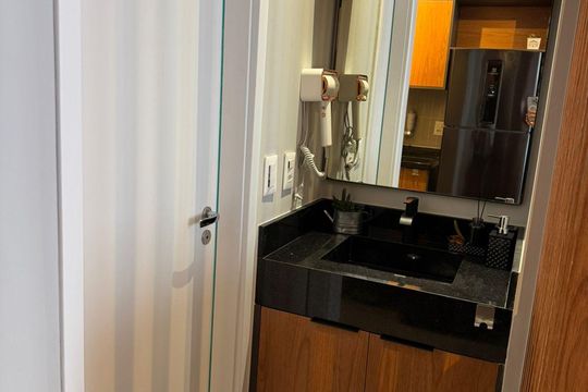 Banheiro de apartamento para alugar com 1 quarto, 25m² em Vila Mariana, São Paulo