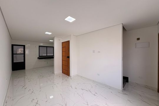 Casa à venda com 2 quartos, 110m² em Parque das Nações, Santo André