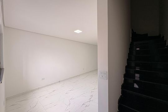 Sala de casa à venda com 2 quartos, 110m² em Parque das Nações, Santo André