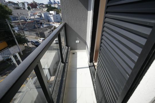 Casa à venda com 2 quartos, 110m² em Parque das Nações, Santo André
