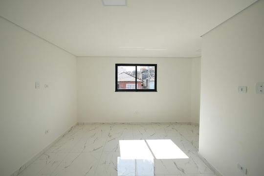 Casa à venda com 2 quartos, 110m² em Parque das Nações, Santo André