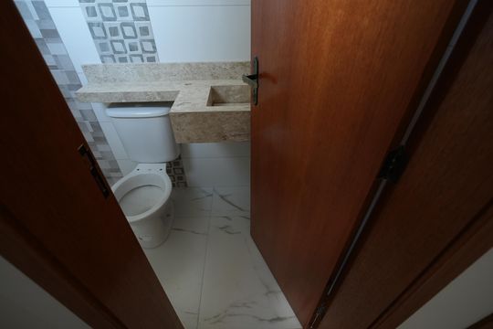 Casa à venda com 2 quartos, 110m² em Parque das Nações, Santo André