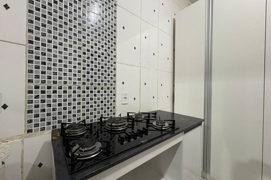 Cozinha de kitnet/studio para alugar com 1 quarto, 30m² em Vale Do Jatoba (Barreiro, Contagem