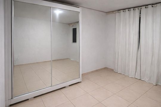 Quarto de kitnet/studio para alugar com 1 quarto, 30m² em Vale Do Jatoba (Barreiro, Contagem