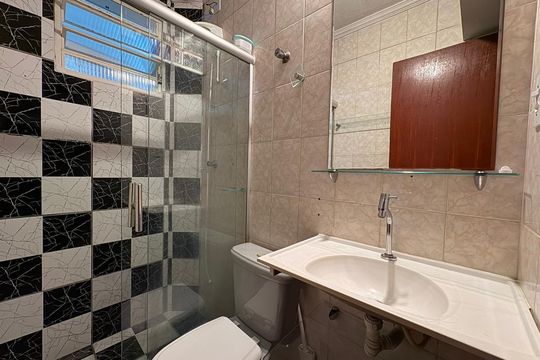 Banheiro de kitnet/studio para alugar com 1 quarto, 30m² em Vale Do Jatoba (Barreiro, Contagem