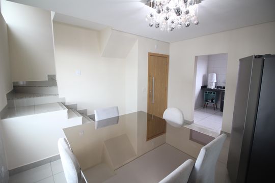 Apartamento à venda com 3 quartos, 200m² em Barreiro, Belo Horizonte