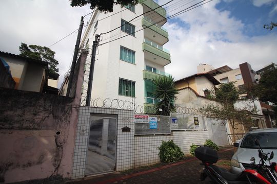 Fachada de apartamento à venda com 3 quartos, 200m² em Barreiro, Belo Horizonte