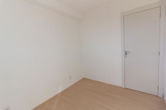 Quarto 2 de apartamento para alugar com 2 quartos, 40m² em Centro, Guarulhos