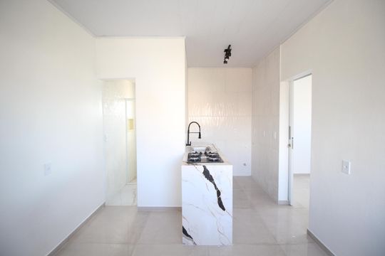 Cozinha de apartamento para alugar com 2 quartos, 35m² em Mário Quintana, Porto Alegre
