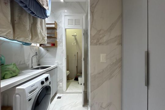 Área de serviço de apartamento à venda com 3 quartos, 150m² em Copacabana, Rio de Janeiro