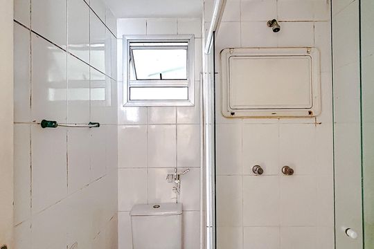 Banheiro de apartamento para alugar com 3 quartos, 64m² em Vila Moreira, São Paulo