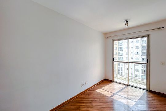 Sala de apartamento para alugar com 3 quartos, 64m² em Vila Moreira, São Paulo