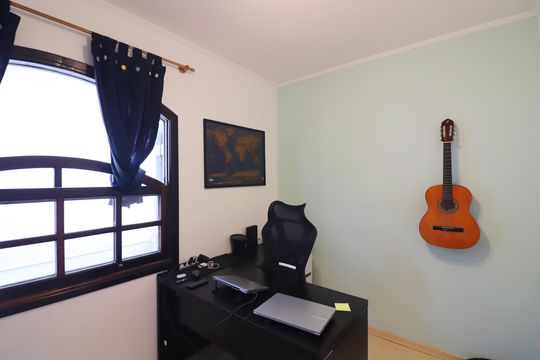 Quarto 2 de casa à venda com 3 quartos, 150m² em Vila Damasio, São Bernardo do Campo