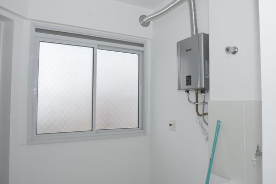 Lavanderia de apartamento para alugar com 2 quartos, 82m² em Parque Esplanada, Embu das Artes