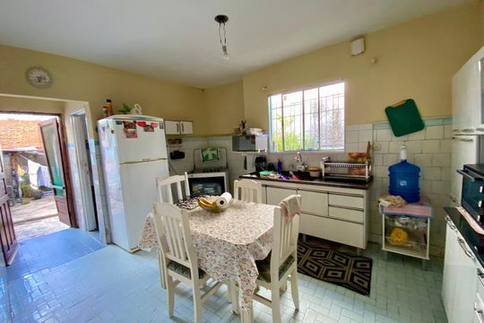 Casa à venda com 2 quartos, 214m² em Jardim São Jorge, Guarulhos