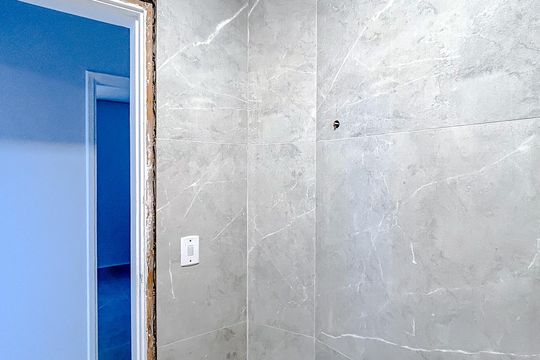 Banheiro de apartamento à venda com 2 quartos, 70m² em Parque São Jorge, São Paulo