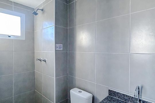 Banheiro da Suíte de apartamento para alugar com 2 quartos, 43m² em Tatuapé, São Paulo