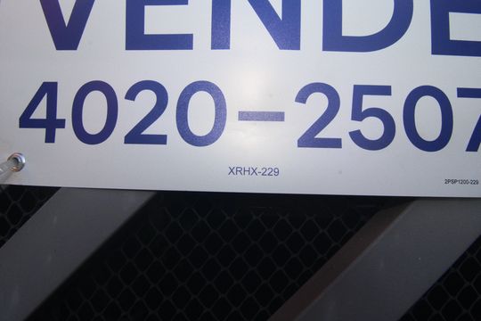 Placa de casa à venda com 2 quartos, 125m² em Jardim São Bernardo, São Paulo