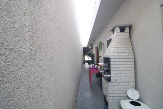 Churrasqueira de casa à venda com 2 quartos, 125m² em Jardim São Bernardo, São Paulo