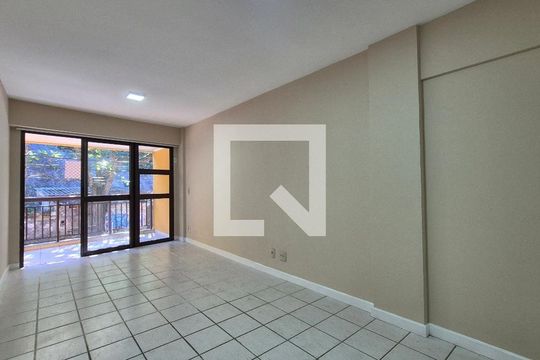 Sala de apartamento à venda com 2 quartos, 80m² em Recreio dos Bandeirantes, Rio de Janeiro