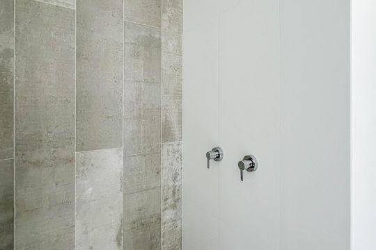 Banheiro de apartamento à venda com 2 quartos, 39m² em Vila Jaraguá, São Paulo