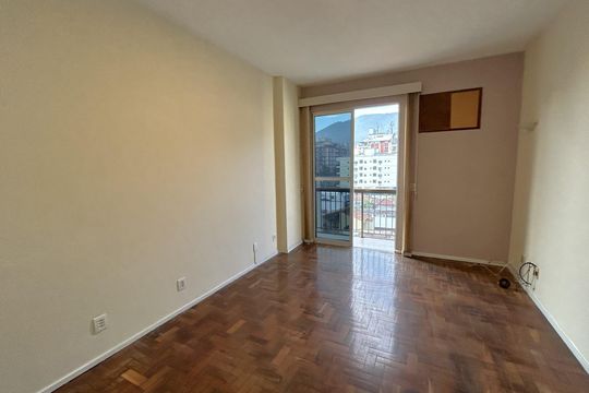 Sala de apartamento à venda com 2 quartos, 67m² em Méier, Rio de Janeiro