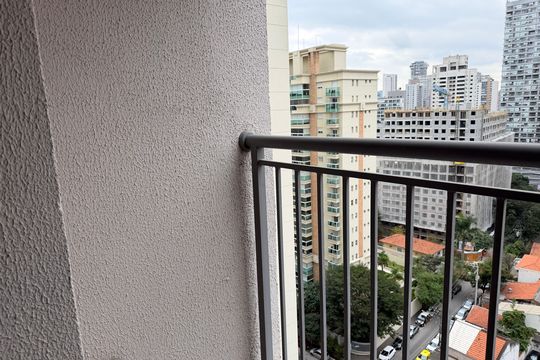 Varanda de kitnet/studio para alugar com 1 quarto, 33m² em Campo Belo, São Paulo