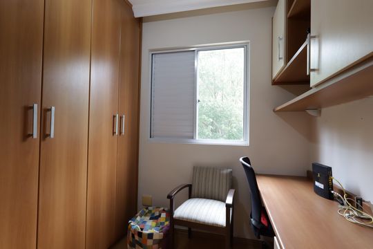 Quarto 1 de apartamento à venda com 3 quartos, 69m² em Vila Suzana, São Paulo