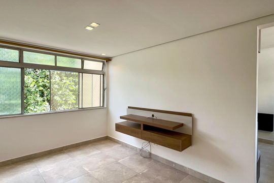 Apartamento à venda com 3 quartos, 65m² em Alto de Pinheiros, São Paulo