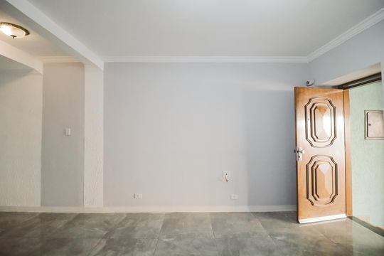 Sala de casa à venda com 4 quartos, 200m² em Santana, São Paulo