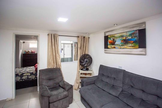 Sala de casa à venda com 2 quartos, 90m² em Piraporinha, Diadema