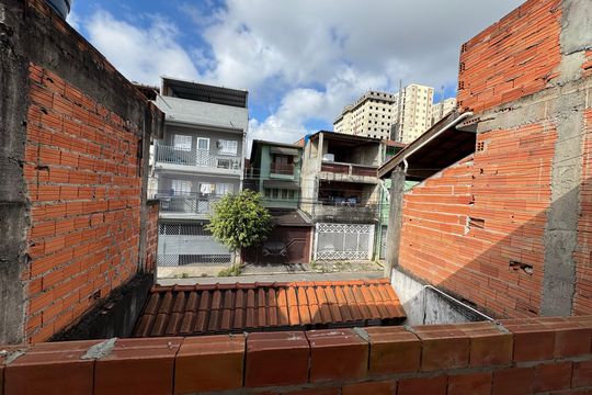 Sacada de casa à venda com 2 quartos, 125m² em Santa Maria, Osasco