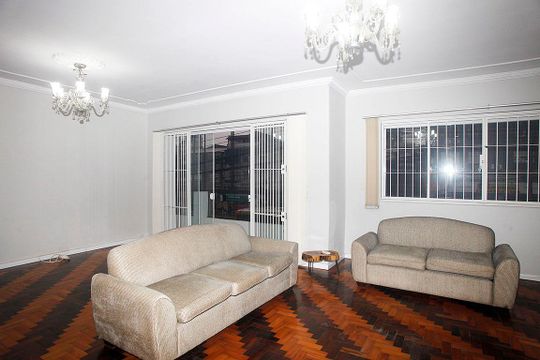 Apartamento para alugar com 3 quartos, 150m² em Petrópolis, Porto Alegre