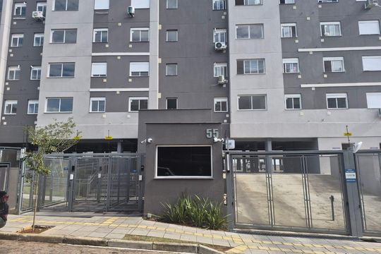 Fachada  de apartamento para alugar com 2 quartos, 55m² em Jardim Sabará, Porto Alegre