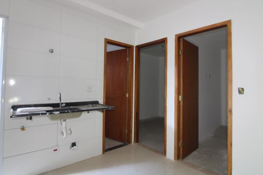 Cozinha / Sala de apartamento à venda com 3 quartos, 49m² em Vila Londrina, São Paulo