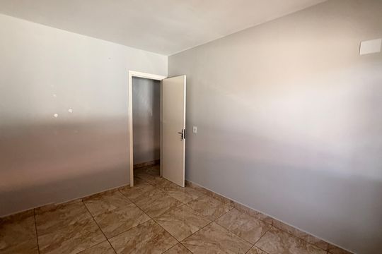 Quarto 2 de casa de condomínio à venda com 2 quartos, 118m² em Loteamento Alphaville Residencial, Goiânia