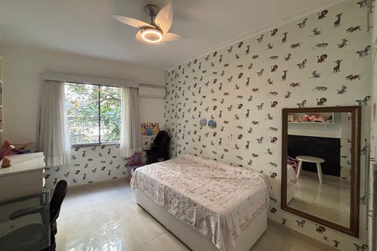Quarto 1 de apartamento para alugar com 3 quartos, 150m² em Copacabana, Rio de Janeiro