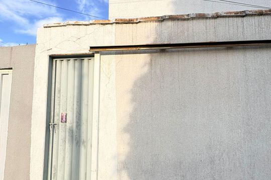 Fachada de kitnet/studio para alugar com 1 quarto, 35m² em Vila Santa Rita, Goiânia