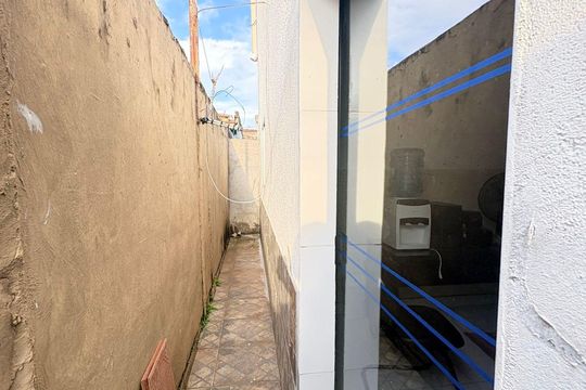 Área externa de kitnet/studio para alugar com 1 quarto, 35m² em Vila Santa Rita, Goiânia