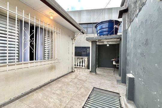 Área externa de casa à venda com 3 quartos, 145m² em Parque Jabaquara, São Paulo