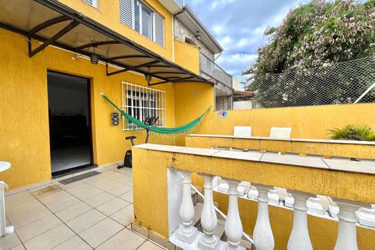 Área externa de casa à venda com 3 quartos, 145m² em Parque Jabaquara, São Paulo
