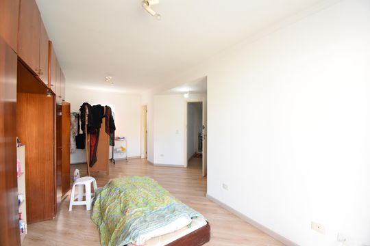 Suíte de casa à venda com 3 quartos, 298m² em Centro, Curitiba