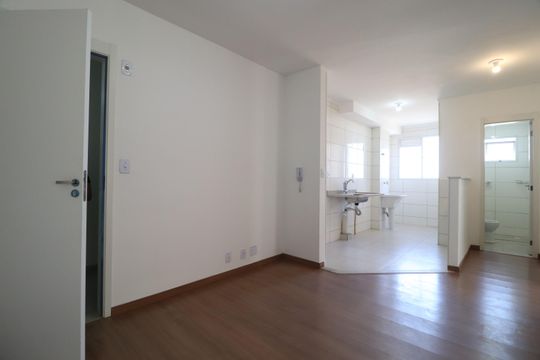Sala de apartamento para alugar com 2 quartos, 46m² em Jardim Espanha, Uberlândia