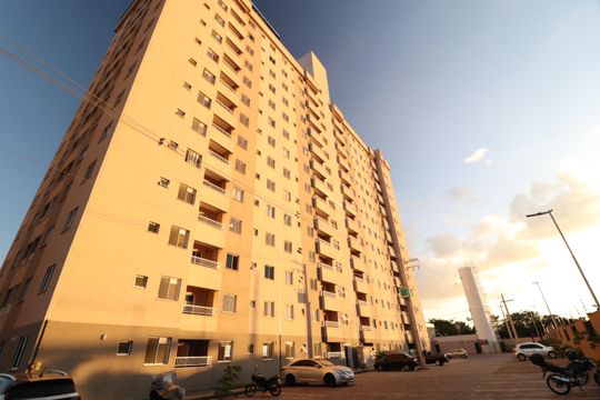 Fachada de apartamento para alugar com 2 quartos, 46m² em Jardim Espanha, Uberlândia