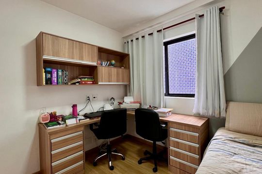 Apartamento à venda com 2 quartos, 74m² em Santo Antônio, Belo Horizonte