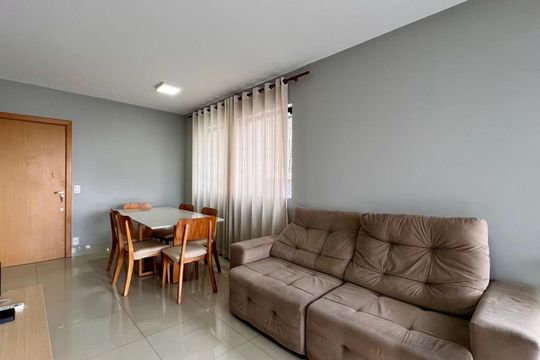 Apartamento à venda com 2 quartos, 74m² em Santo Antônio, Belo Horizonte