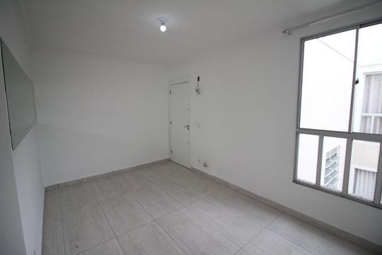 Sala de apartamento à venda com 2 quartos, 65m² em Santa Maria, Contagem