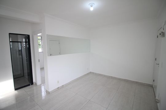 Sala de apartamento à venda com 2 quartos, 65m² em Santa Maria, Contagem